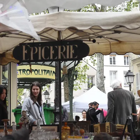 A Montmartre * Paris